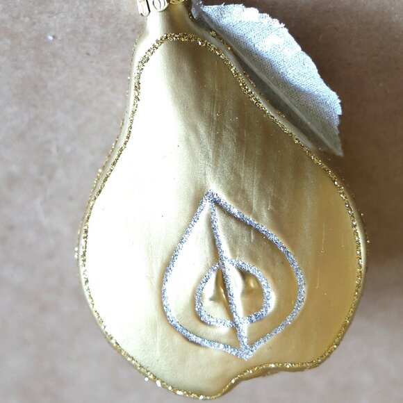 exquisite pear ornament - Picture 2 of 4